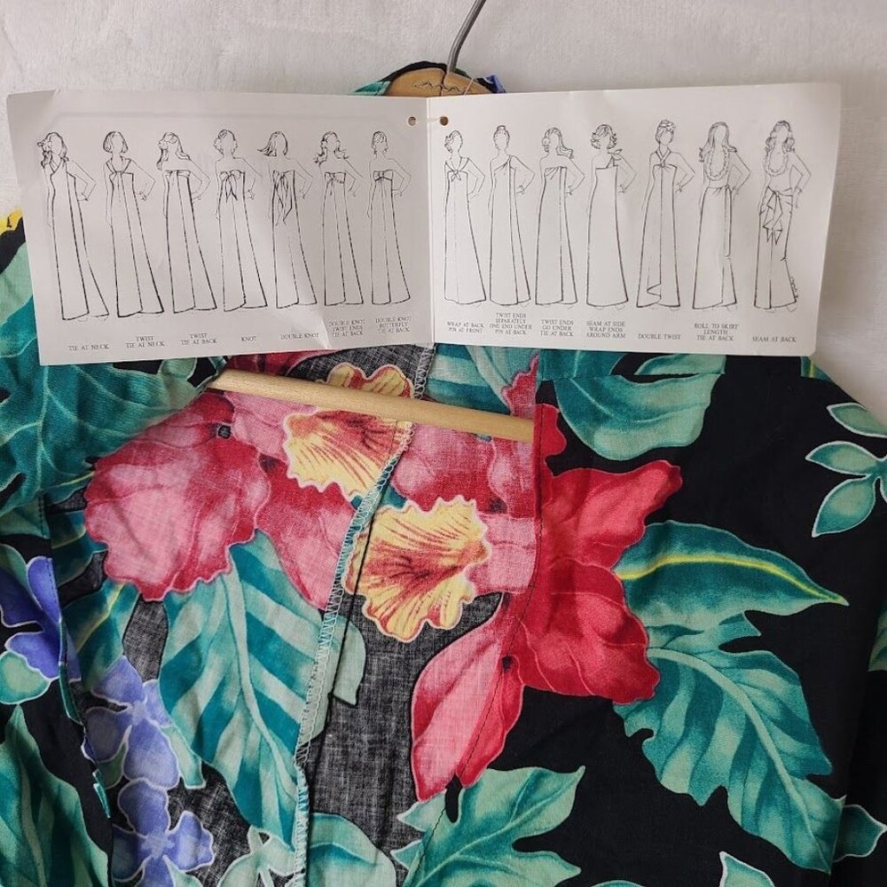 NWT Hilo Hattie Hawaiian Sarong Wrap Dress Blue Floral Queen Size Pareau Hawaii - Picture 5 of 10